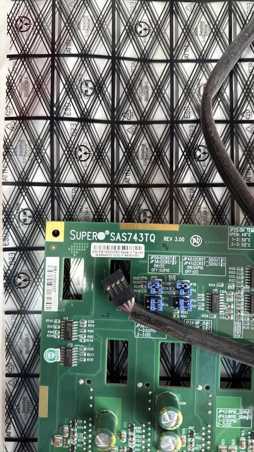 Бэкплейн Supermicro SAS743TQ 8-Port 3.5" SAS/SATA 6Gbps 4U Backplane