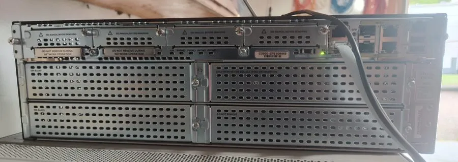Маршрутизатор Cisco CISCO3925/K9 3925 Series Integrated Services Router Fast — фото лота 2