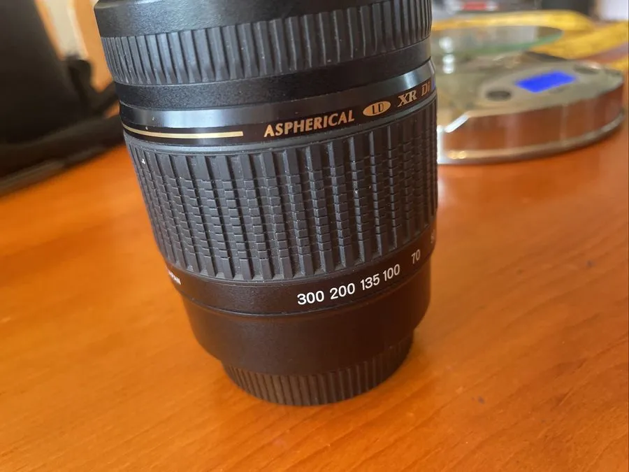 Объектив TAMRON AF 28-300 High-Magnification Zoom Lens — фото лота 1