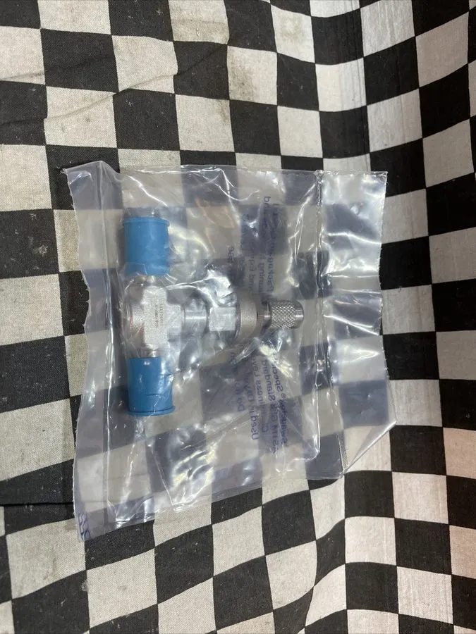 Клапан SWAGELOK SS-4MG-VCR MEDIUM FLOW METERING VALVE 0004671472