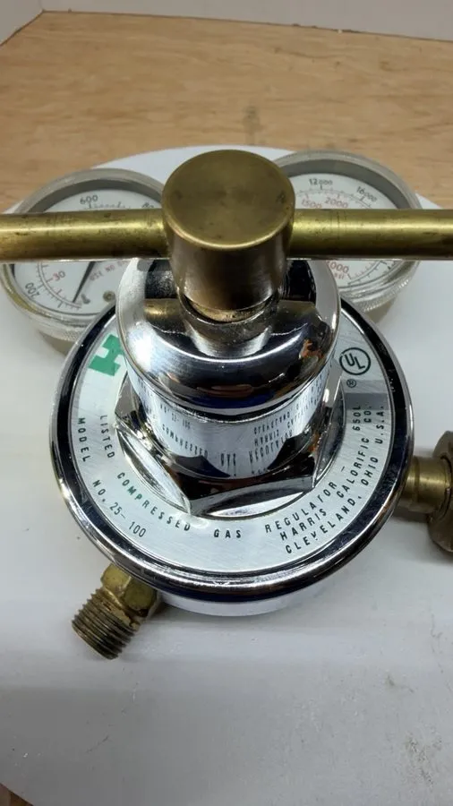 Трубопроводная арматура Harris Compressed Gas Regulator Model# 25-100 UL Listed