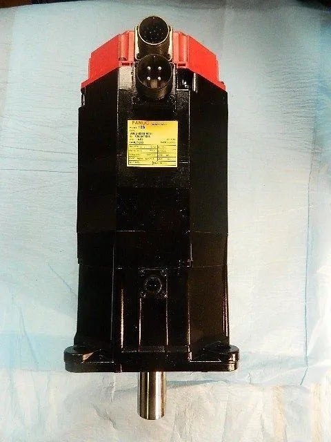 Серводвигатель Fanuc 10S/2000 7.6A AC Servo Motor A06B-0315-B201