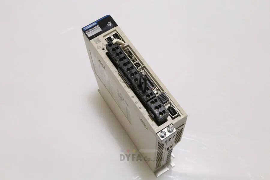 Сервопривод YASKAWA SIGMA7 SGD7S-2R8A10A 400W Servopack DRV-I-4325=9F29