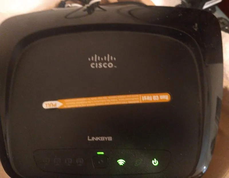 Маршрутизатор CISCO Linksys WRT54G2 V1 54 Mbps 4-Port 10/100 Wireless G Router — фото лота 1