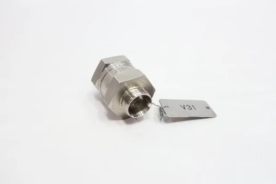 Клапан Swagelok SS-CHS12-1/3 Stainless 5000 PSIG Poppet Check Valve 3/4"