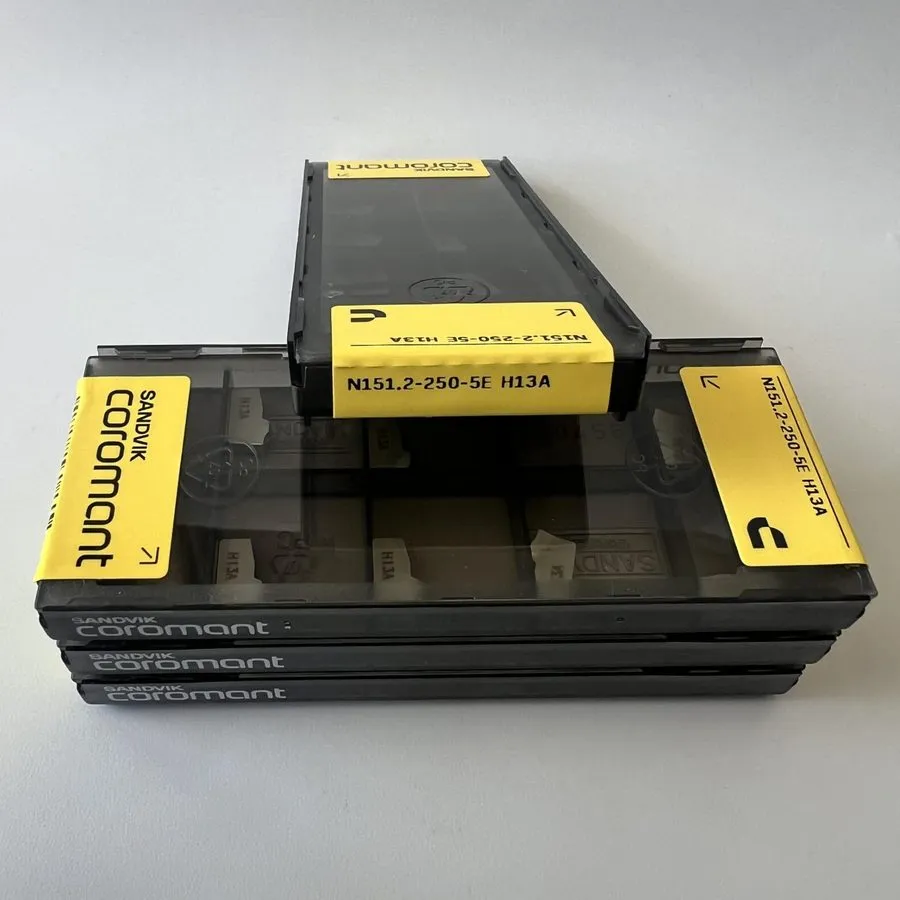 Режущий инструмент Sandvik Coromant Carbide Cut-Off Insert N151.2-250-5E 1125 (C