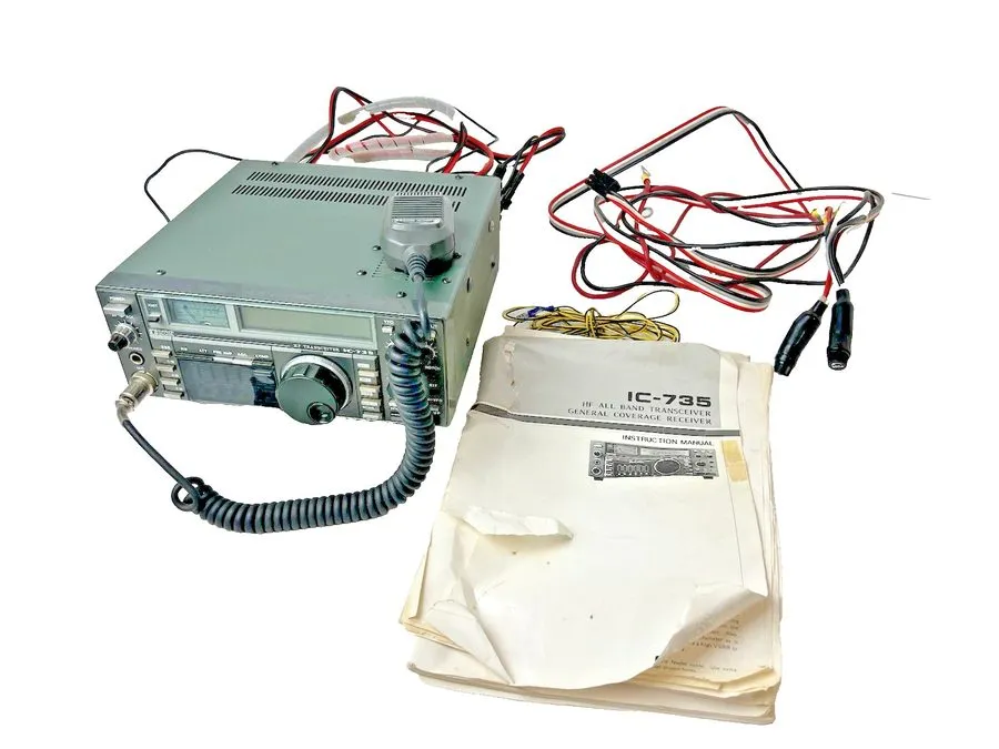 Радиостанция ICOM HF All Band Transceiver IC-735 (SSB CW AM FM) Gen'l Coverage R