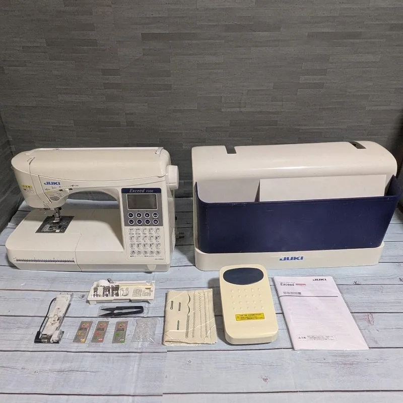 Оборудование рекламного производства JUKI Exceed HZL-F300JP Computerized Sewing