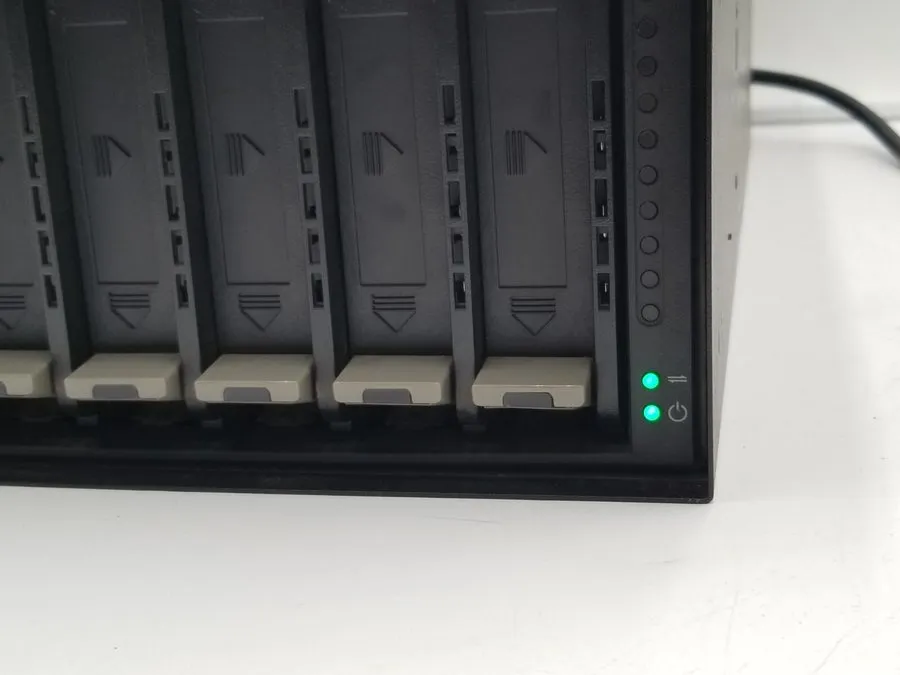 СХД Drobo B1200i 12 bay Storage Array Server Data Robotics 908-00001-001 No HHD
