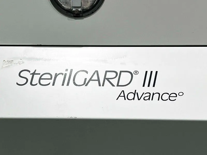 Лабораторный шкаф Baker SG403A SterilGARD III Advance Biosafety Cabinet — фото лота 2
