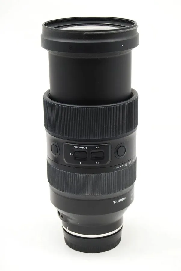 Объектив Tamron 35-150mm f/2-2.8 Di III VXD Lens