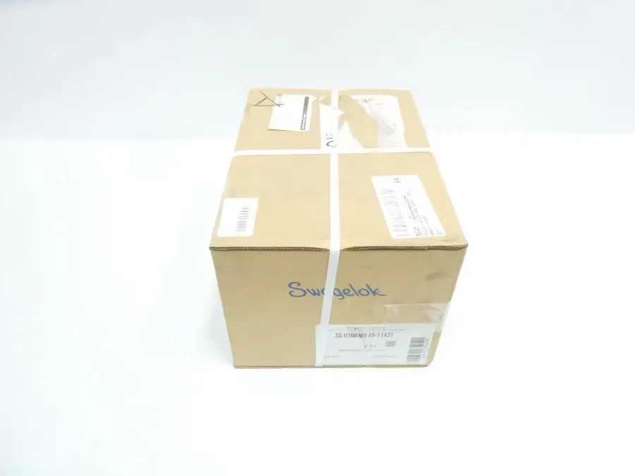 Клапан Swagelok SS-V3NBM8-F8-11421 Isolation Double Block And Bleed Valve