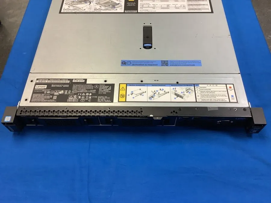 Сервер Lenovo ThinkSystem SR630 8bay 2.5" 01PE248 DDR4 CTO Server 1CPU NO RAM/Ba — фото лота 1