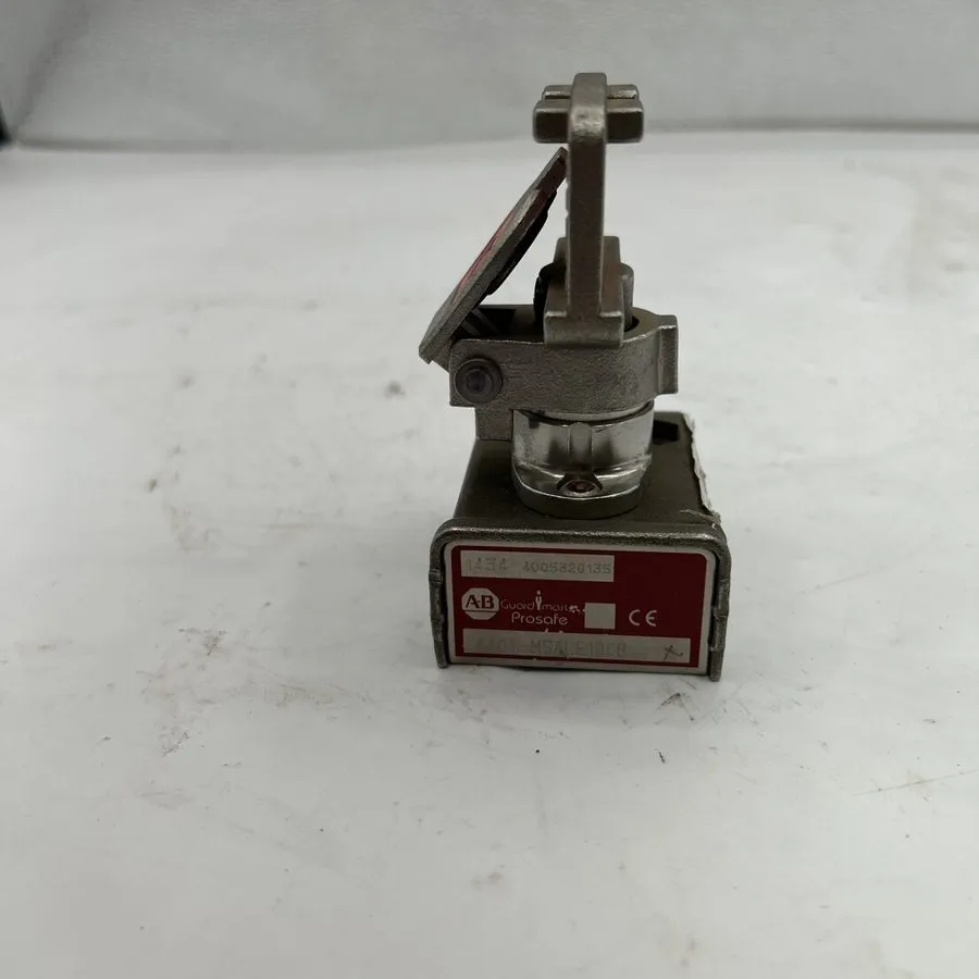 Реле безопасности Allen Bradley 440T-MSALE10CB Guardmaster Safety Relay — фото лота 1