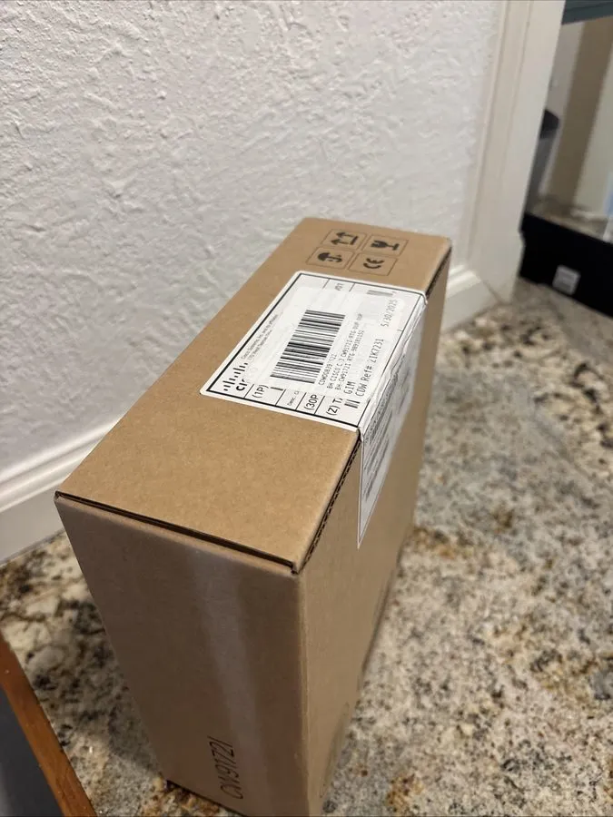 Точка доступа Wi-Fi Cisco Catalyst CW9172I V01 Wi-Fi 7 Indoor Wireless Access Po — фото лота 2