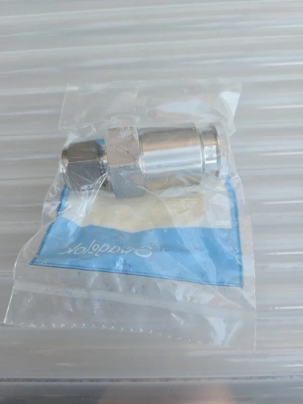 Трубопроводная арматура Swagelok SS-QTM8-D-810 Sealed Quick Connect Stem with Va