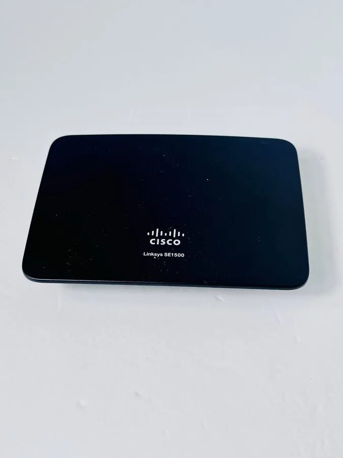 Коммутатор Linksys (SE1500) 5-Port-Ports External Ethernet Switch — фото лота 1