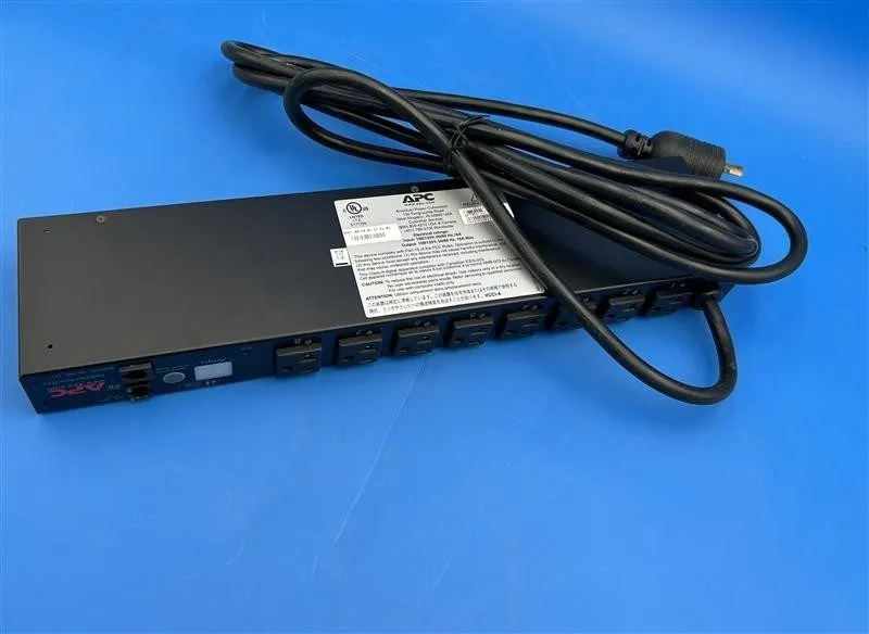 Блок розеток PDU TRIPP LITE PDU1220T 20A 120V 2.4KW 13-OUTLET L5-20P 1U RACK PDU