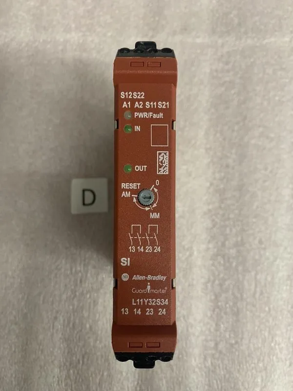 Реле безопасности 440R-S12R2 Allen Bradley Guardmaster Single Input Safety Relay