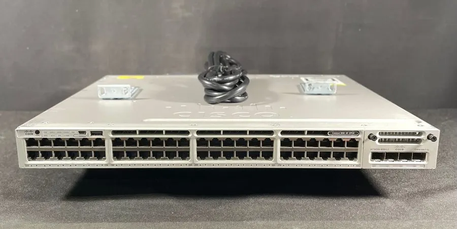 Коммутатор Cisco Catalyst WS-C3850-48U-E Switch 48 Port Gigabit PoE+ 1 Year