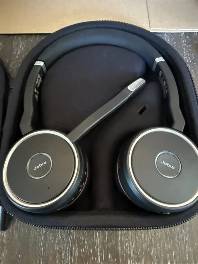 VoIP-шлюз Jabra Evolve 75 HSC040W Wireless Bluetooth Headset ANC W/ Case /Dongle