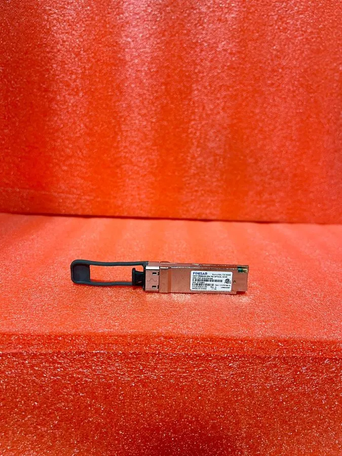 Трансивер Finisar FTL410QD3C QSFP-40GBase-SR4 LN#50 QSFP Optical Transceiver