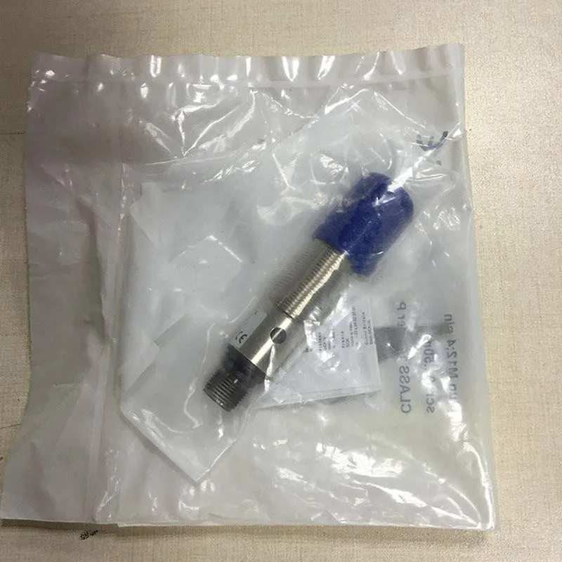 Фотоэлектрический датчик SICK VE18L-4P324 6027448 photoelectric sensor