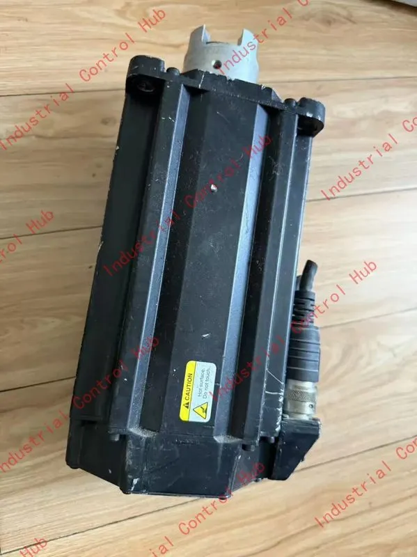 Серводвигатель Allen Bradley MPL-B540K-MJ24AA, 7064-05-4204 AC Servo Motor — фото лота 3