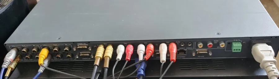 Видеокоммутатор Kramer Electric VP-729 9-Input Presentation Switcher / Scaler — фото лота 2