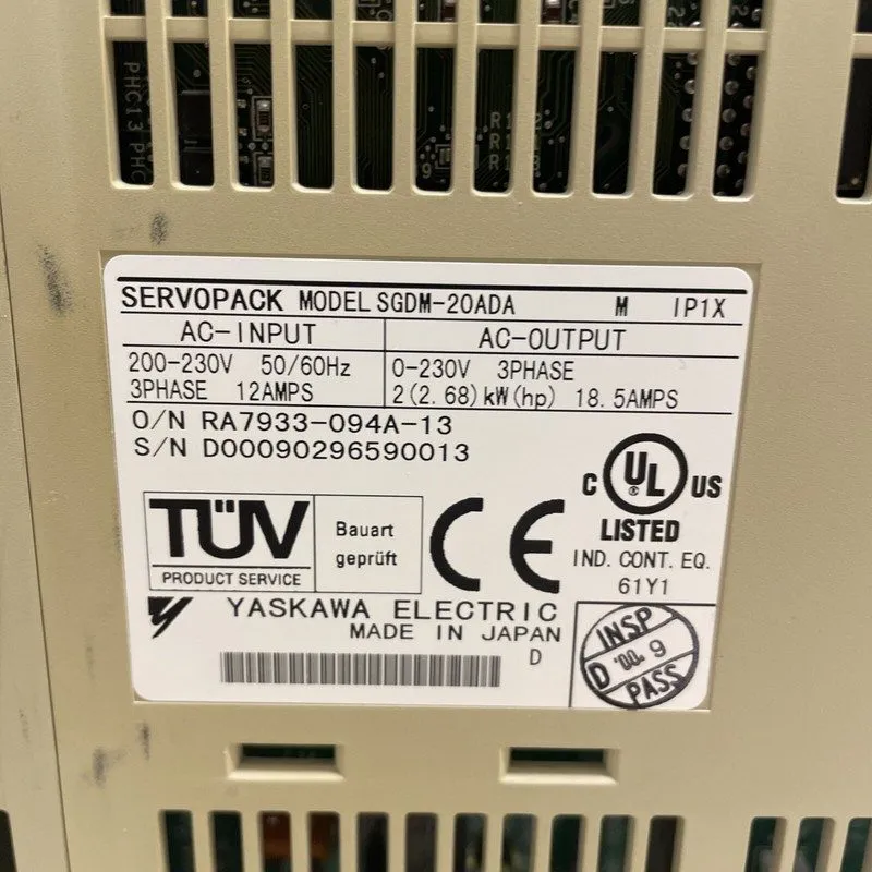 Сервопривод Yaskawa SGDM-20ADA Servopack USIP — фото лота 3