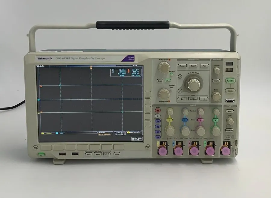 Осциллограф TEKTRONIX DPO4034B Digital Oscilloscope Calibrated