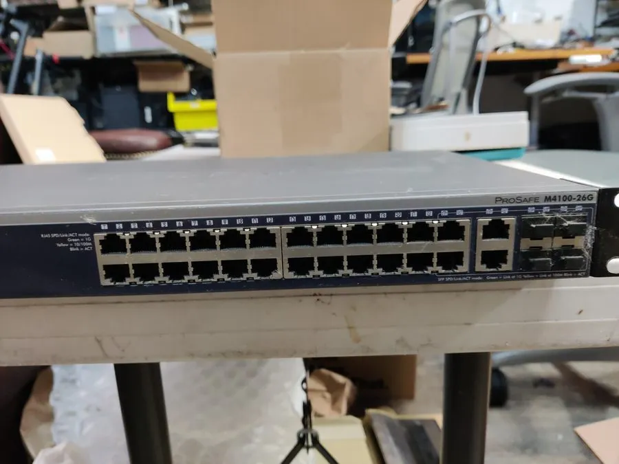 Коммутатор Netgear ProSafe M4100-26G PoE 26 Port Gigabit PoE Managed Switch