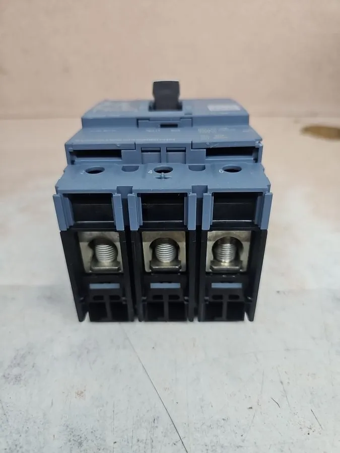 Автоматический выключатель SIEMENS 3VA4160-6ED34-0AA0 Breaker 3VA41 3P 60A 65KA 