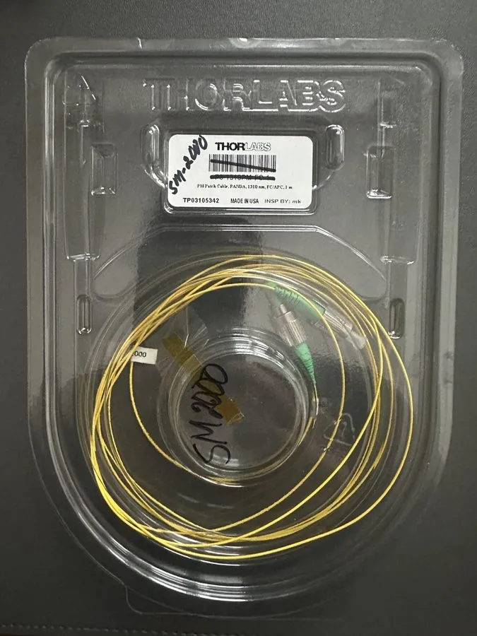Кабель THORLABS Fiber Optic Bundle Patch Cable TP03105342 — фото лота 1