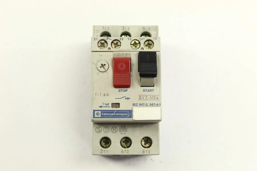 Автоматический выключатель TELEMECANIQUE GV2-MO6 MOTOR PROTECTION CIRCUIT BREAKE