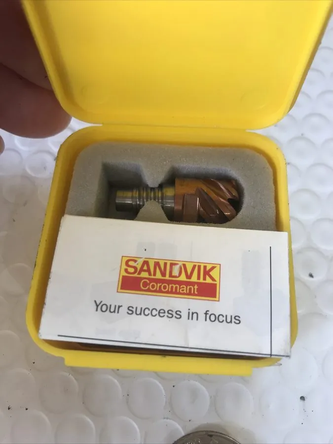 Режущий инструмент Sandvik A316 12FM650-05015L 1030 Grade Carbide Insert — фото лота 1