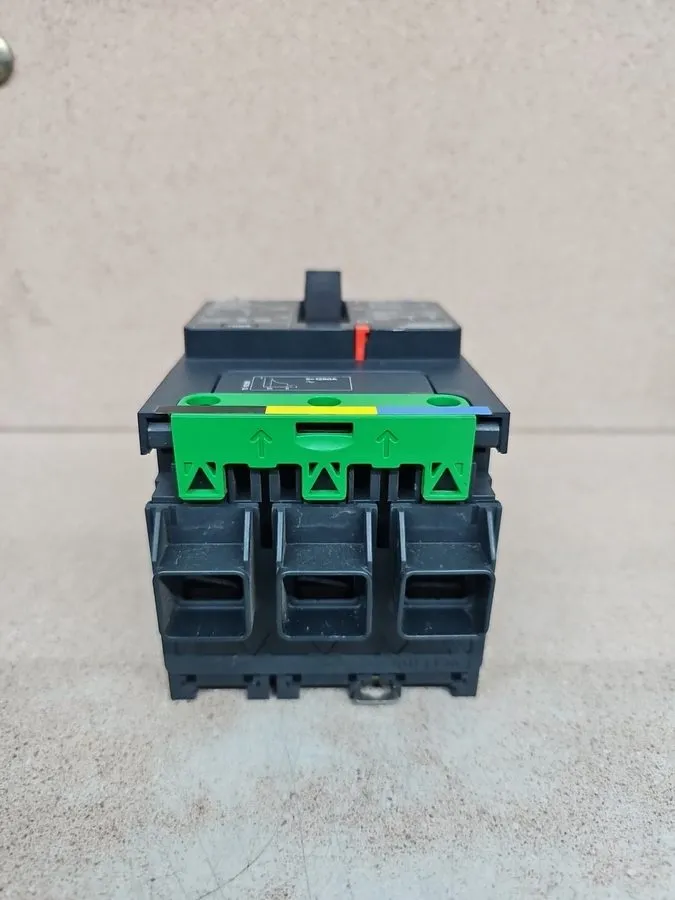 Автоматический выключатель SQUARE D BDL36100 PowerPact B CIRCUIT BREAKER BD100 3 — фото лота 1