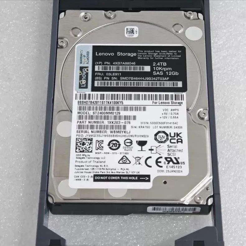 Жёсткий диск 4XB7A88046 Lenovo 03LE911 DE 2.4TB 10K SAS 12G 2.5'' HDD Hard Drive — фото лота 3