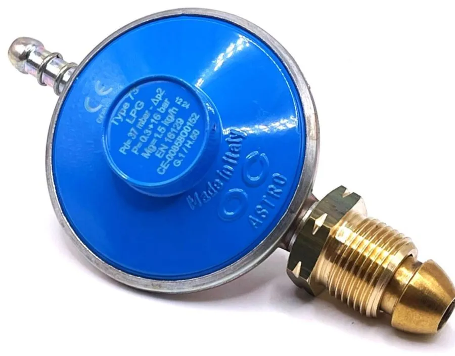 Трубопроводная арматура PROPANE GAS REGULATOR WITH GAUGE 37MBAR SCREW ON BBQ CAM — фото лота 2