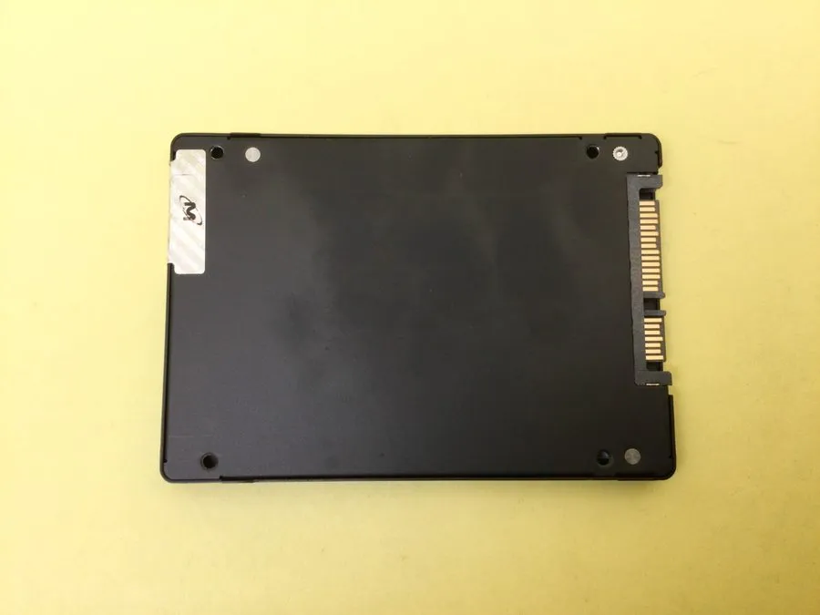 SSD-накопитель MICRON 5400 PRO 7.68TB SATA 6Gb/s 2.5" 7680GB SSD MTFDDAK7T6TGA