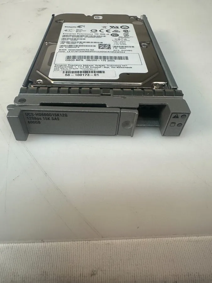Жёсткий диск Cisco UCS-HD600G15K12G 600GB 12G SAS 15K RPM SFF HDD
