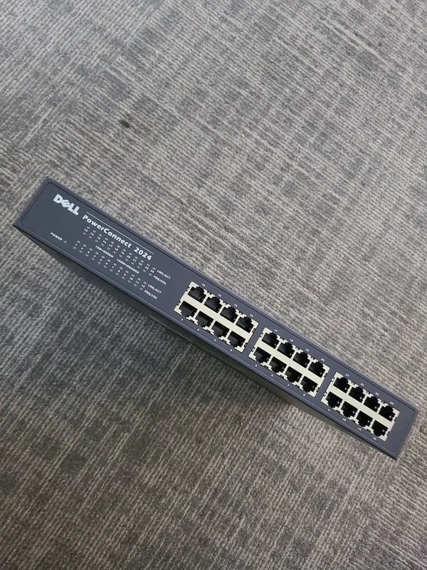 Коммутатор Dell PowerConnect 2024, 24-Port RJ-45, 10/100 Unmanaged Ethernet SWIT