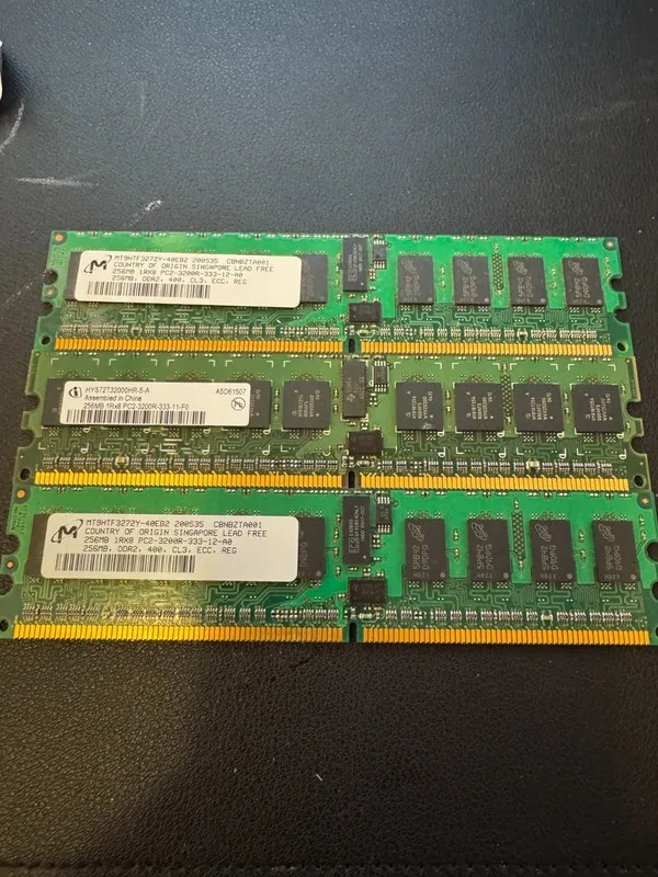 Модуль памяти x 1GB IBM PC2-3200R DDR2 ECC Registered Server RAM 4GB Tot Hynix E