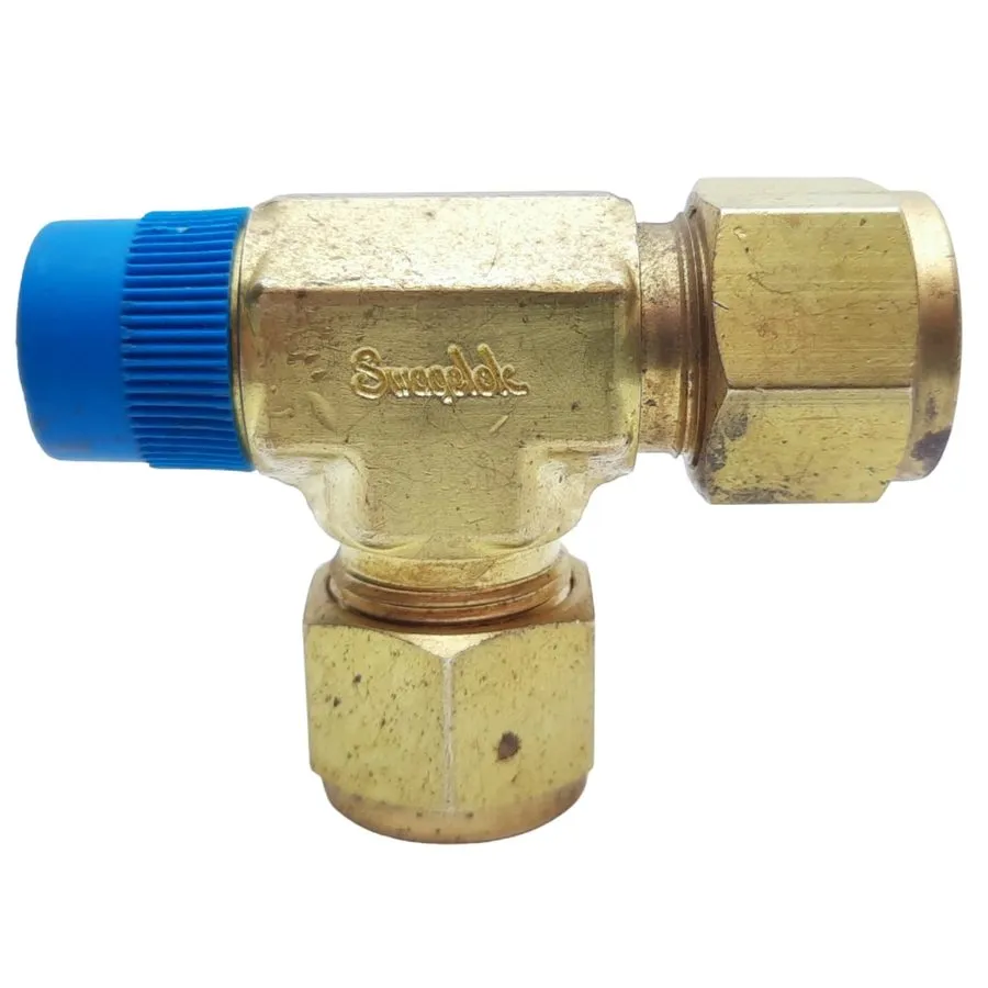 Фитинг 4 Swagelok Brass Tee Fitting,1/2" Tube x 1/2" Tube x 3/8" Male NPT, B-810