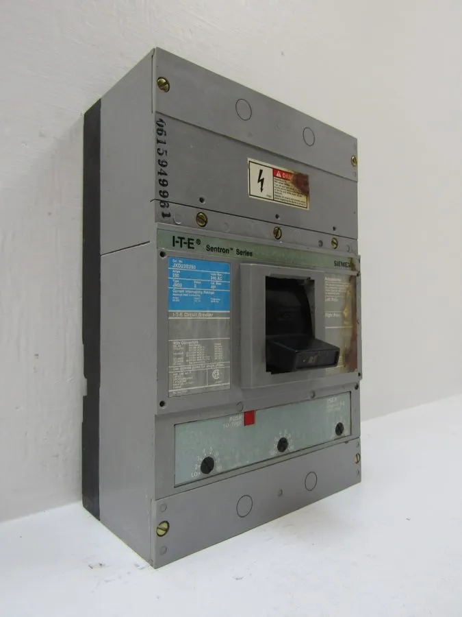 Автоматический выключатель ITE Siemens JXD2 3 pole 250 amp 240v JXD23B250 Sentro — фото лота 2