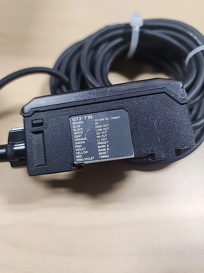 Датчик keyence Laser displacement sensor GT2-71N