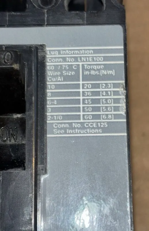 Автоматический выключатель Siemens Sentron ED43B040 Molded Case Circuit Breaker  — фото лота 4