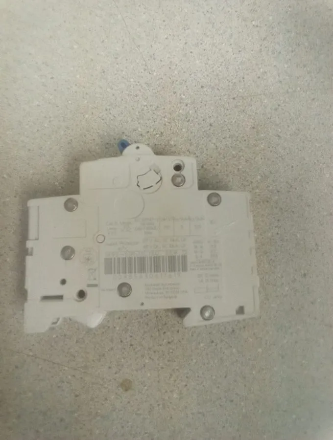 Автоматический выключатель Allen Bradley 1492-SPM1C150 SER D Circuit Breaker