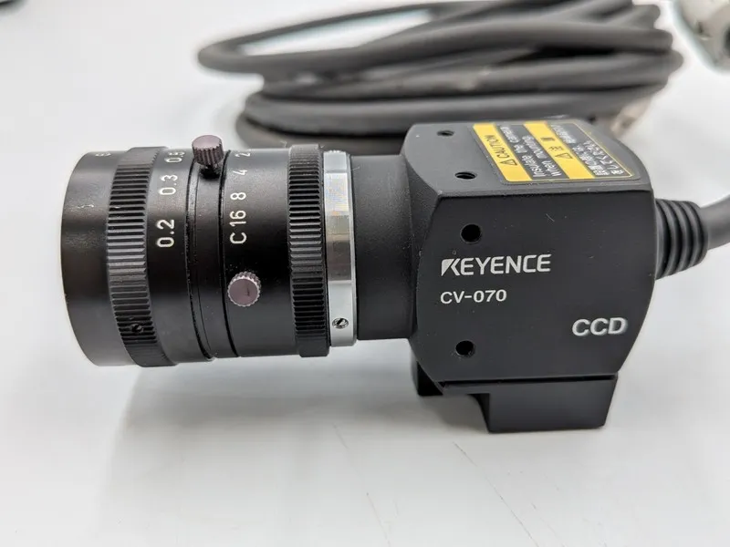 Камера машинного зрения keyence Vision system camera CV-070 — фото лота 1