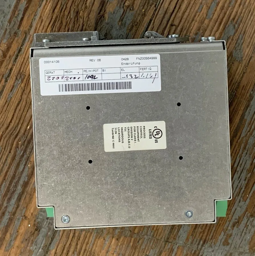 Блок питания PHOENIX CONTACT POWER SUPPLY QUINT-PS-100-240AC/24DC/2,5 / 2938578